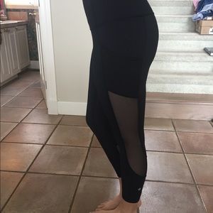 Black Lululemon Yoga Pants